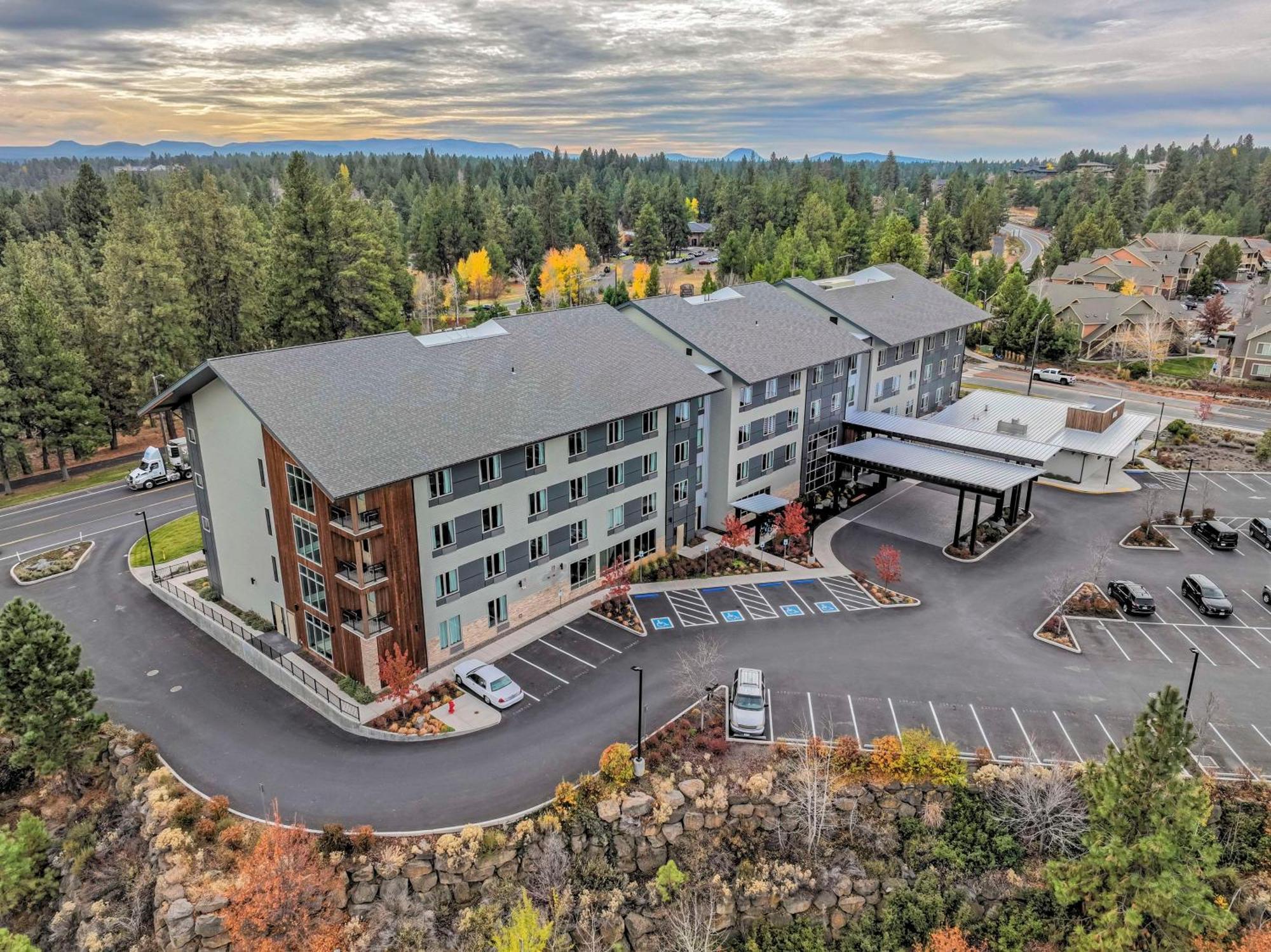 Hotel Peppertree Bend, BW Premier Collection Exterior photo